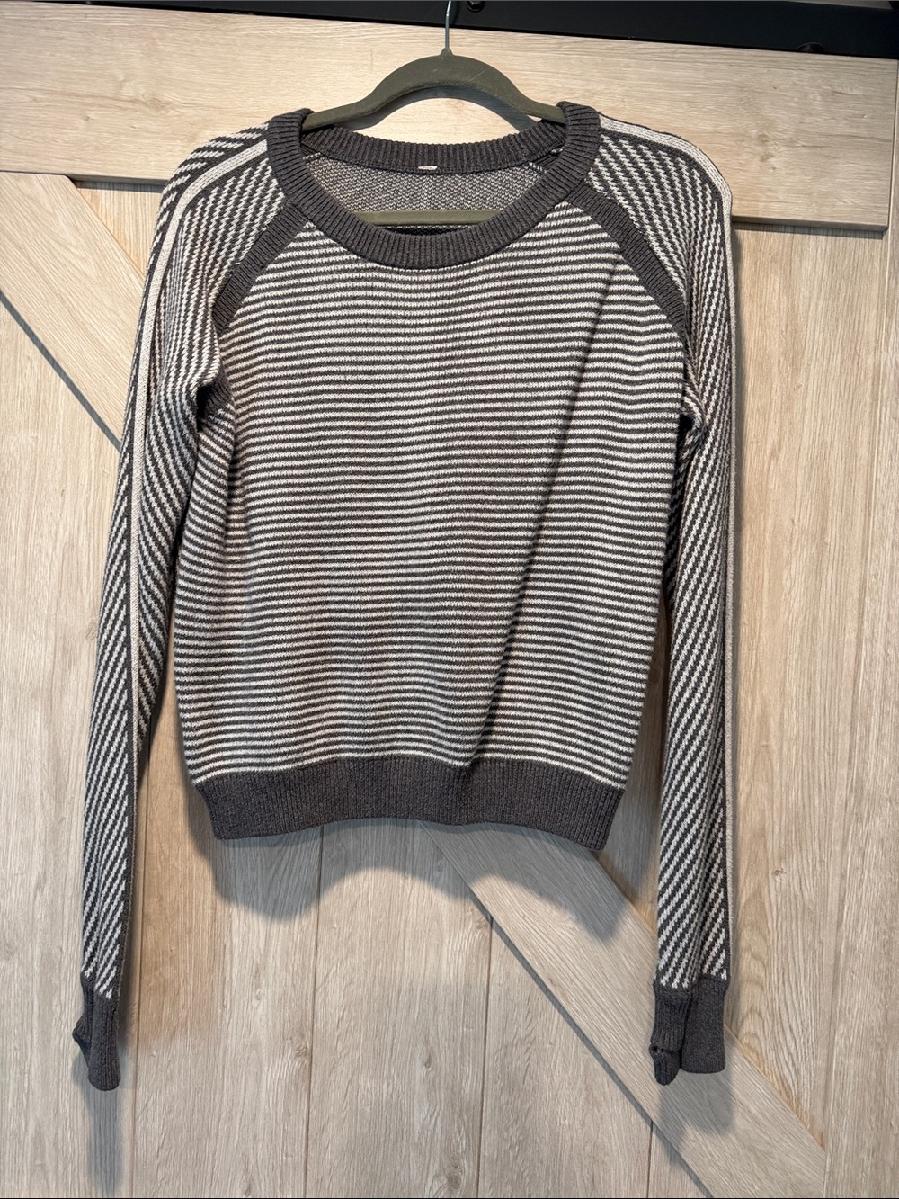 lululemon athletica Striped Crewneck Sweater in Gray & Cream; size is ? 2-4